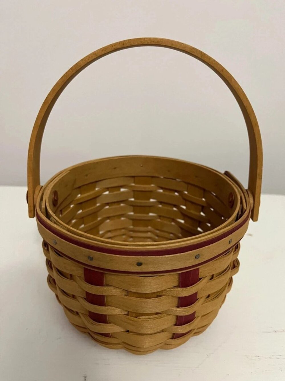 2004 Longaberger Award Sales Basket w/Swing Handle, with Red Splints